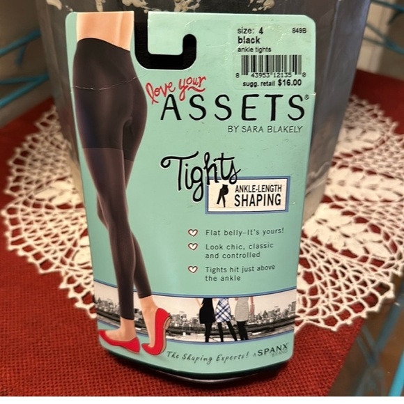 SPANX Other - NWT Spanx Ankle Length Shaping Tights Check. Size 3 (not 4 as pic).